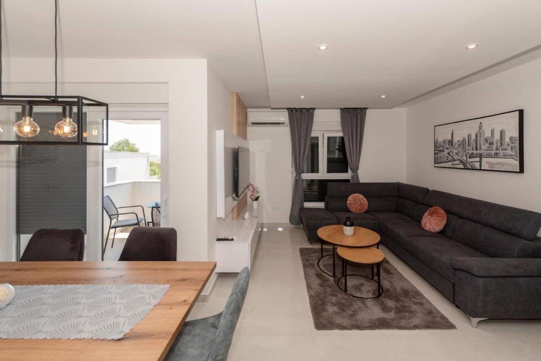 Penthouse Paola- Modern And Luxury Apartment In ซาดาร์ ภายนอก รูปภาพ