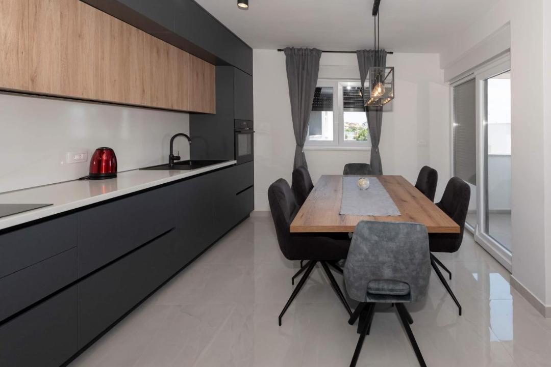 Penthouse Paola- Modern And Luxury Apartment In ซาดาร์ ภายนอก รูปภาพ